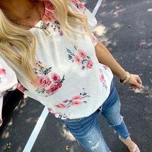 Casual floral puff sleeve blouse from Amazon - brand new with tags still on